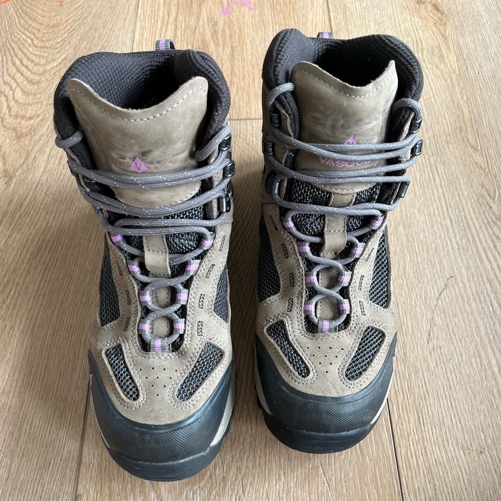 Vasque Breeze Women’s Hiking Boots Size 10.5